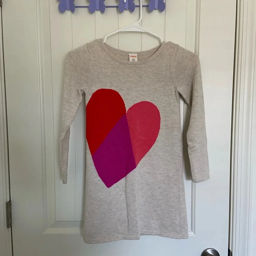 NWOT | Gymboree girl’s heart sweater dress — size 7